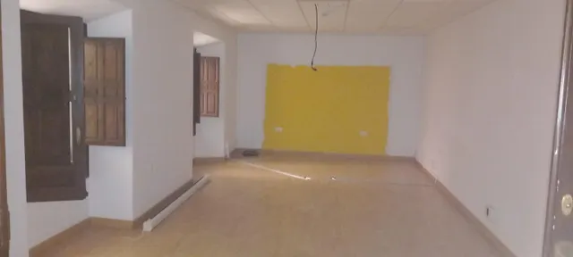 OFICINA TOTALMENTE REFORMADA DE 300 M2 EN ALQUILER | 1.700 €/MES — 3