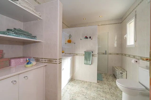 Finca Valleverde. Encantadora villa de una sola planta en venta en Llíber con una gran parcela. — 48
