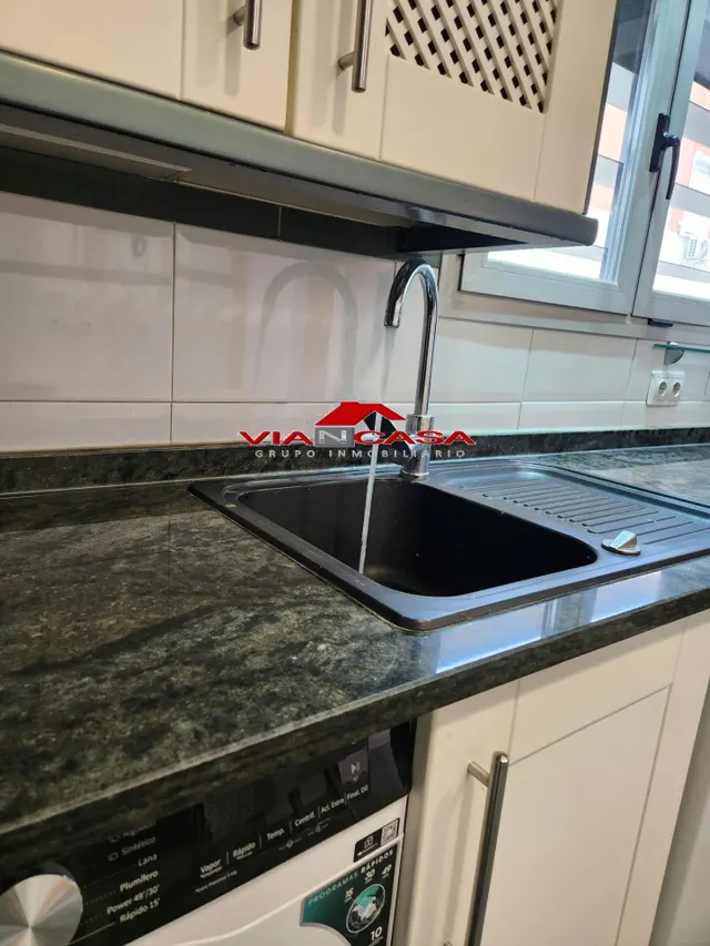 Alquiler de piso en Chamberi en Terraza, 3 habitaciones, — 10