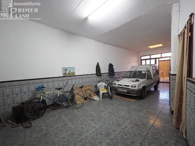 ¡Oportunidad única en Tomelloso! Casa en planta baja ideal p - foto 5