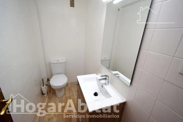 ¡ZONA CEDRE! ALTO, LUMINOSO Y SEMIREFORMADO CON TERRAZA — 34