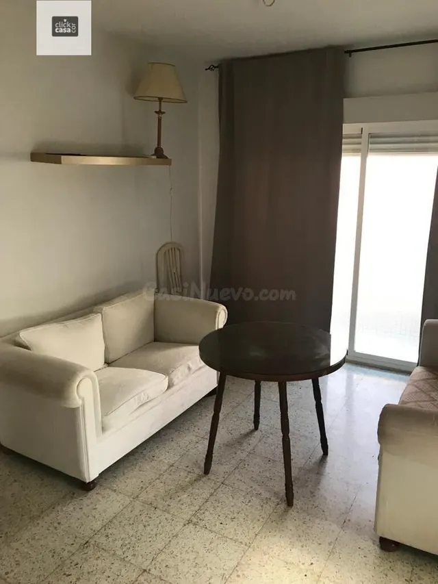 Amplio y acogedor piso en Ciudad Jardín por 148.000 € - foto 2