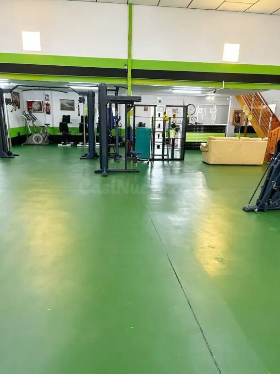 Local comercial 2 habitaciones 905m² en venta - Comunidad valenciana — 14