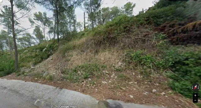 GRAN OPORTUNIDAD. Se vende gran parcela urbana de 1.126 m2 s - foto 2