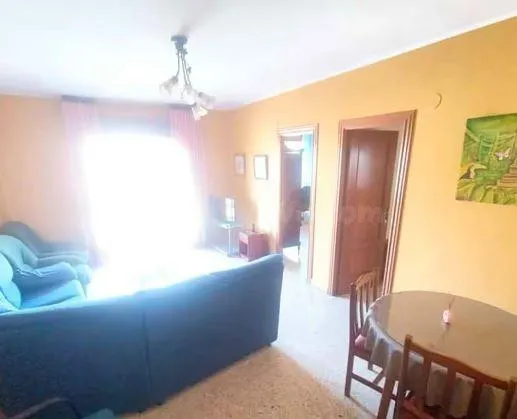 SE ALQUILA PISO PARA ESTUDIANTES - foto 2
