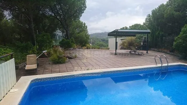 LAS JARAS JUNTO AL LAGO - PRECIOSO CHALET con Apartamento ap - foto 2