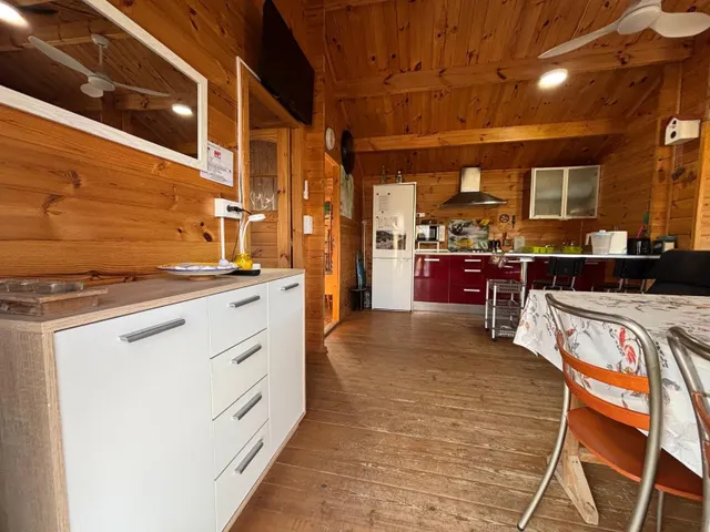 Se vende coqueta casa de madera con terreno en el rellano de molina — 19