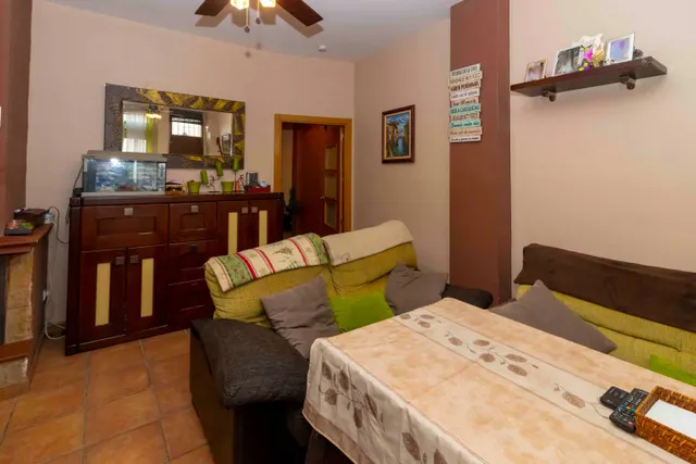 Amplia Casa en Badajoz - Ideal para Familias (Bda San Miguel) — 6