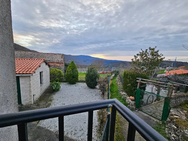 Preciosa casa para restaurar en la zona de Castro Caldelas — 5