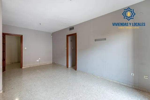 Espacio, luz y comodidad en una vivienda con grandes posibilidades en zona Alcampo — 5