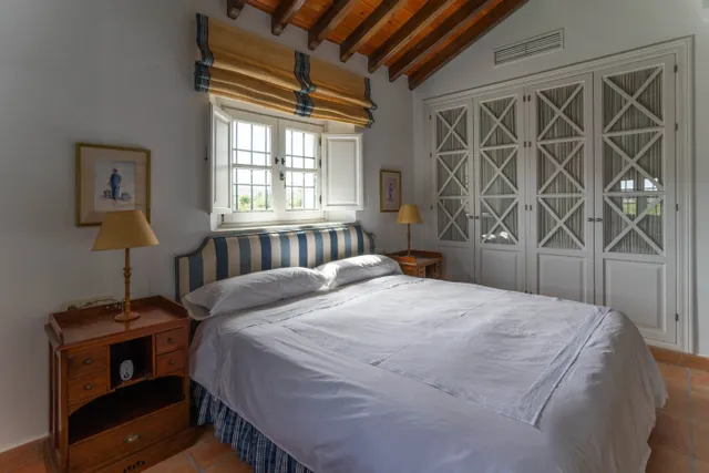 Bonita casa de campo con piscina, jardines y barbacoa — 48