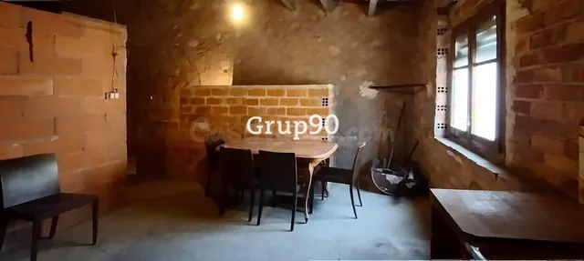 Piso con almacén y múltiples posibilidades en Bovera. - foto 2