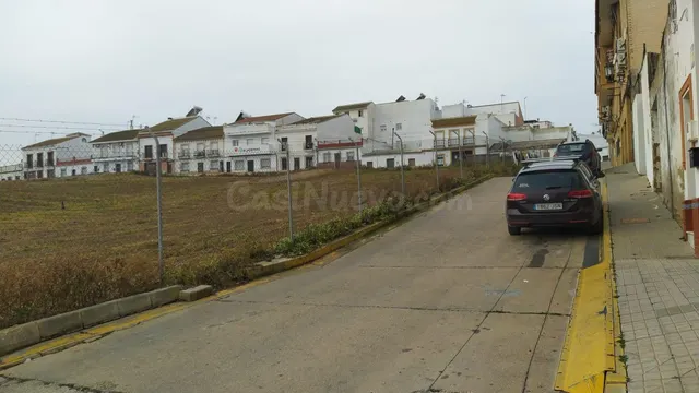 Venta de Local Comercial en Palos de la Frontera, Huelva — 2