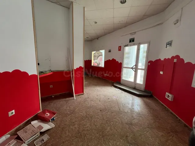 MARAVILLOSO LOCAL EN UNA DE LAS MEJORES ZONAS - foto 2