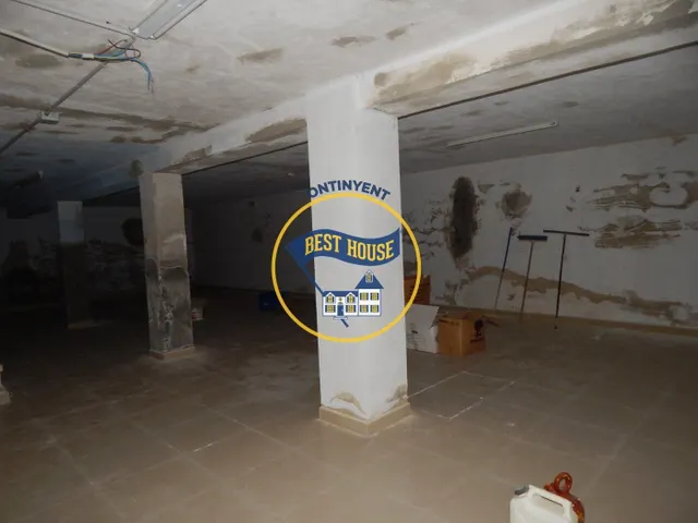 PRIMER PISO SIN ASCENSOR Y LOCAL PLANTA BAJA A LA VENTA EN AIELO DE MALFERIT — 38