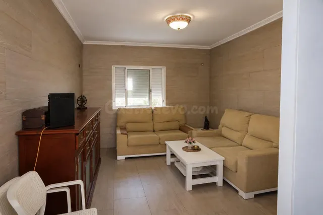Planta baja de 3 habitaciones y 3 baños junto a la avenida p - foto 3