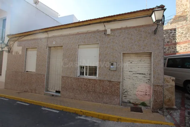 Fantástica casa de pueblo en Guardamar del Segura, Alicante,