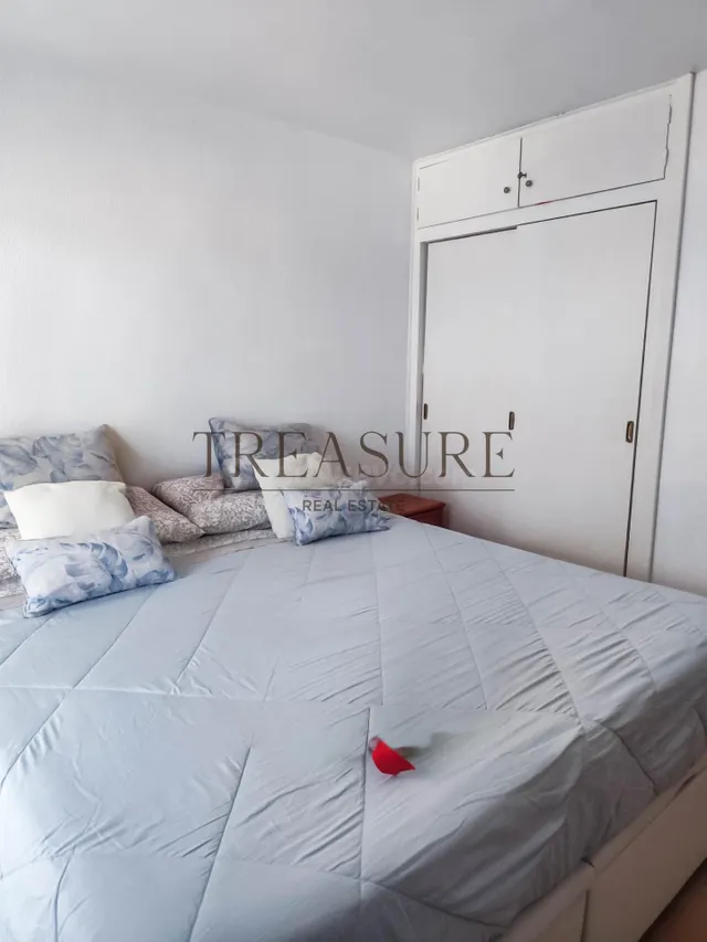 Piso en venta en Avenida de la Libertad - Edificio Los Pinos — 4