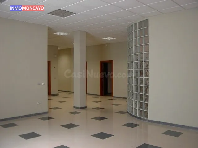 SE ALQUILA LOCAL REFORMADO EN PLENO CENTRO DE TUDELA - foto 5