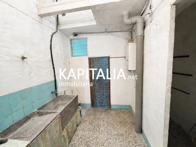 BONITA CASA A LA VENTA CON GARAJE EN BOLBAITE — 10