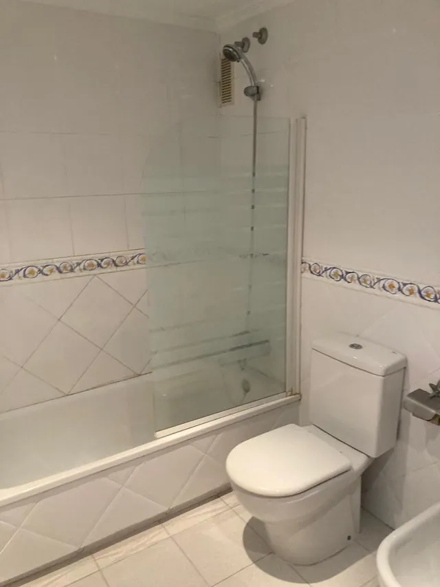 PISO DE 3 habitaciones CON TERRAZA, PISCINA Y GARAJE — 10