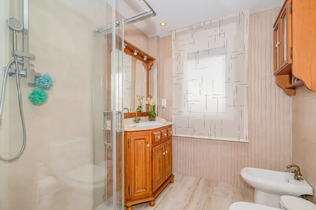 Magnífica Casa en Peligros (Granada) – Lista para Entrar a Vivir — 20