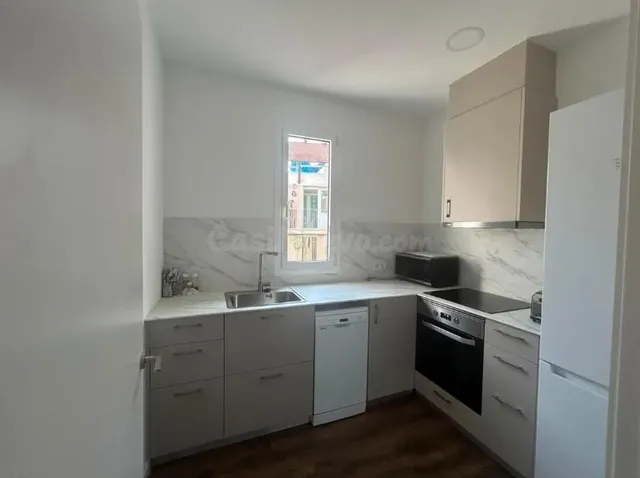 Piso 2 habitaciones 73m² en venta - Embajadores - foto 2
