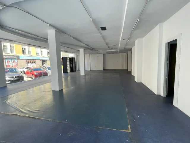LOCAL COMERCIAL EN LA ALBERCA — 7