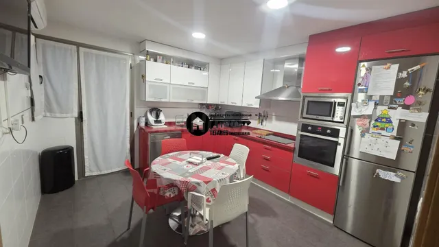 INMOBILIARIA TEJARES VENDE ESTUPENDO PISO (VPO) CON GARAJE Y - foto 4