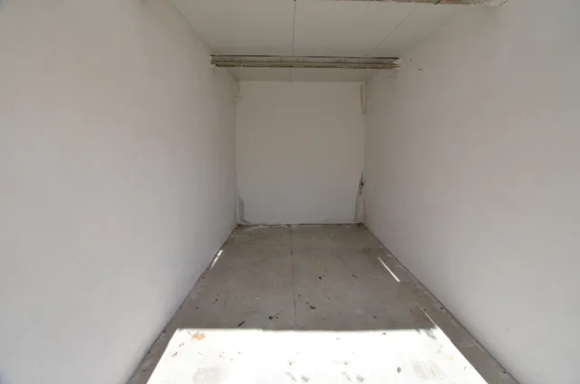 Urbis te ofrece una plaza de garaje cerrada en venta, zona Zarapicos, Pueblo, Salamanca. — 3