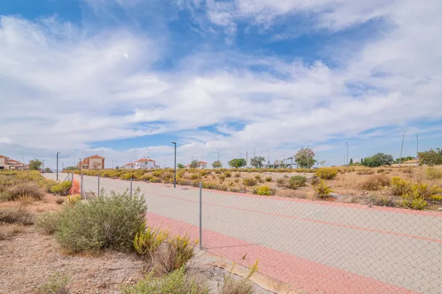 Oportunidad en venta de solar urbano en Otura — 21