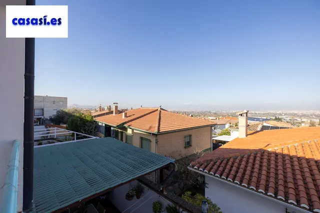 Maravillosa casa  a pocos minutos  andando  al  centro de La Zubia — 26
