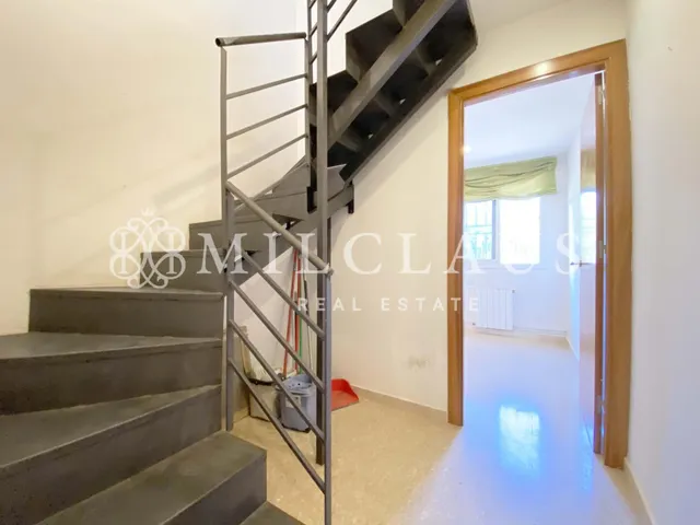Piso en venta en C/ Sicilia, Merinals — 33