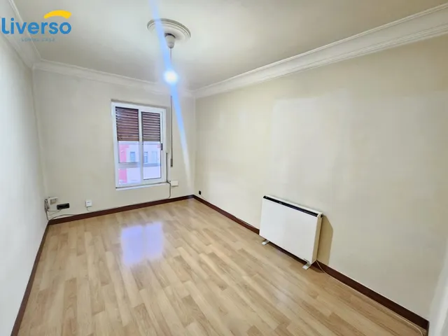 Vendemos este piso en la zona sur ideal para inversores!!!! — 17