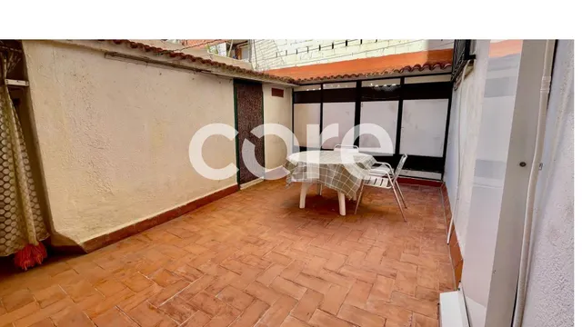 Amplio piso con Patio — 15