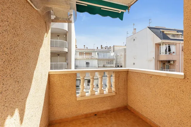 Oportunidad junto a la playa de los Locos, 2 dormitorios piscina y garaje — 2