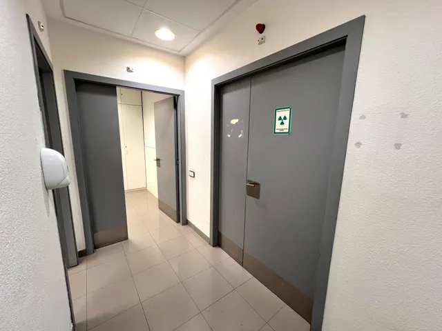 Local en venta en Calle de l'Alguer — 27