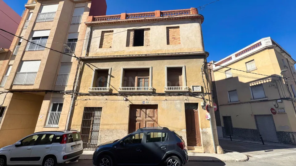 Casa de Pueblo 6 habitaciones 508m² en venta - Centro urbano 4