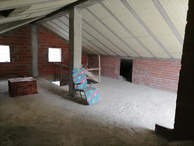 OPORTUNIDAD CHALET EN CONSTUCCION EN VILLAFRANCA DEL BIERZO — 19