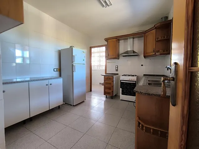 Casa independiente con parcela, 5 dormitorios y garaje en Alquerías (Murcia) — 19