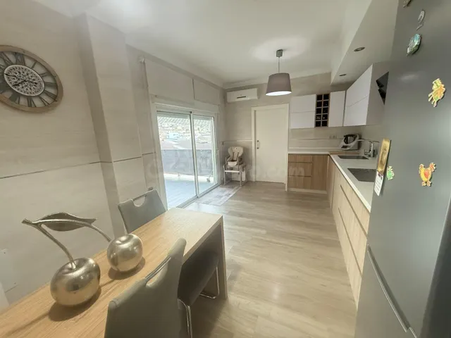 EN EXCLUSIVA, Piso moderno y amplio en Alameda - ¡Listo para
