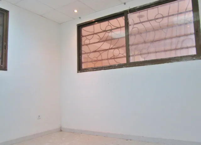 Oportunidad invesores!!! Gran local comercial de 300 metros en la Av. de Denia. — 5