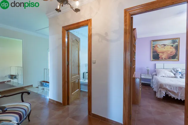 ESPECTACULAR CASA CON PISCINA EN LAS GABIAS — 47