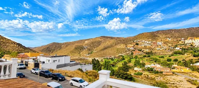 Casa-Chalet en Venta en Envia, La Almería — 33