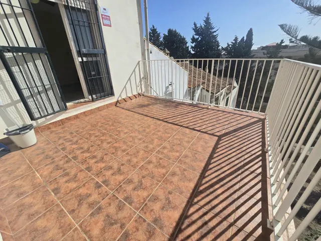 Casa adosada de 2 dormitorios con terrazas, piscina y garaje en Torremolinos — 18