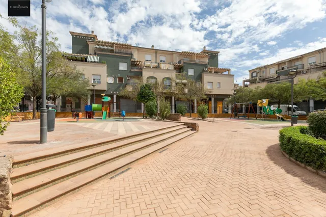 Oportunidad en Atarfe, local de origen de 222m2 — 14