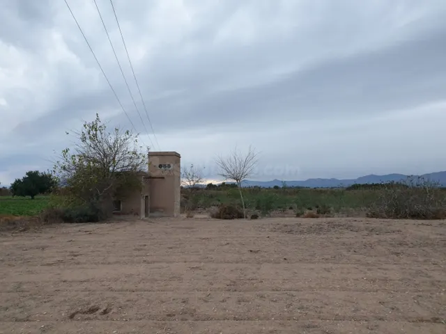 TERRENO EN EL MOLAR ( ZONA LA MARINA ) — 5