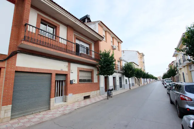 Casa con piscina, para entrar a vivir, en La Garrovilla — 6