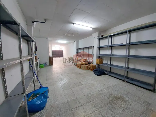 LOCAL EN VENTA EN ZONA ESTACIÓN - foto 2