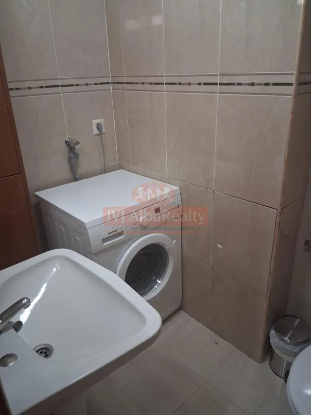 VIVIENDA EN ALQUILER EN ZONA FUENTE DEL PARQUE — 16